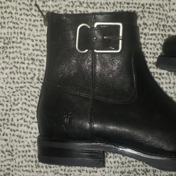 Frye Veronica Moto ankleboot 6 1/2 - Picture 3 of 7